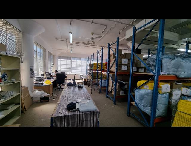 450M² BUSINESS TO LET IN WOODSTOCK